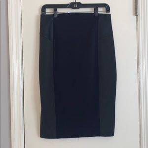 Express Biz Skirt 🖤